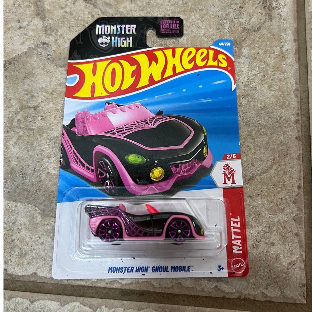 Hot Wheels Monster High Ghoul Mobile Black Pink 1:64 Diecast Car 2024 JJK93 2/5